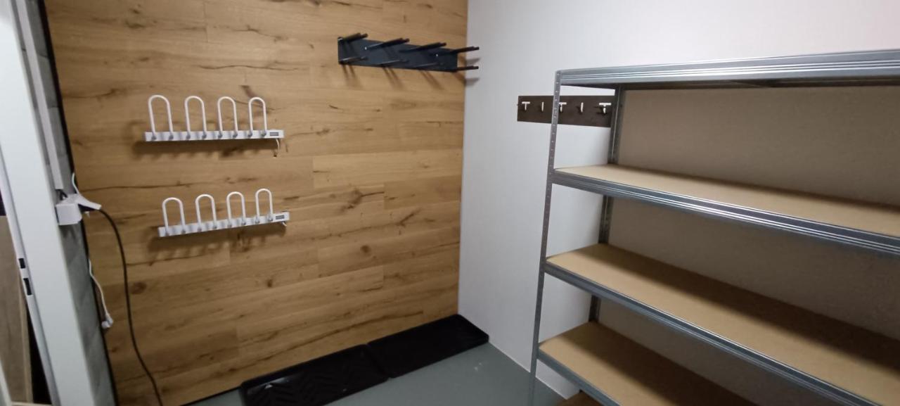 Apartman Nely สโวโบดา นาด อูโปว์ ภายนอก รูปภาพ