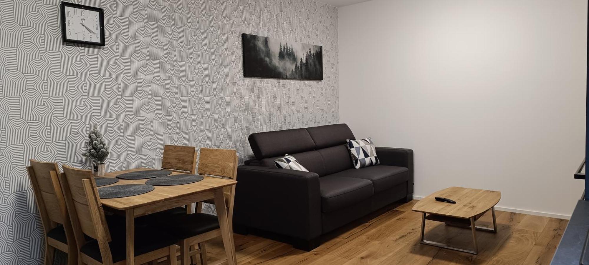 Apartman Nely สโวโบดา นาด อูโปว์ ภายนอก รูปภาพ